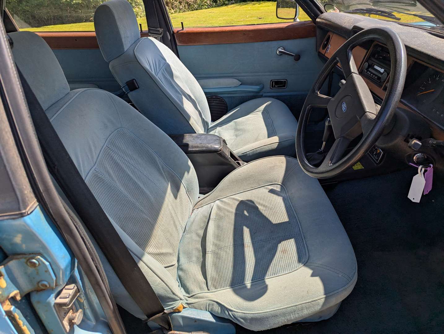 <p>1979 FORD CORTINA GHIA</p>