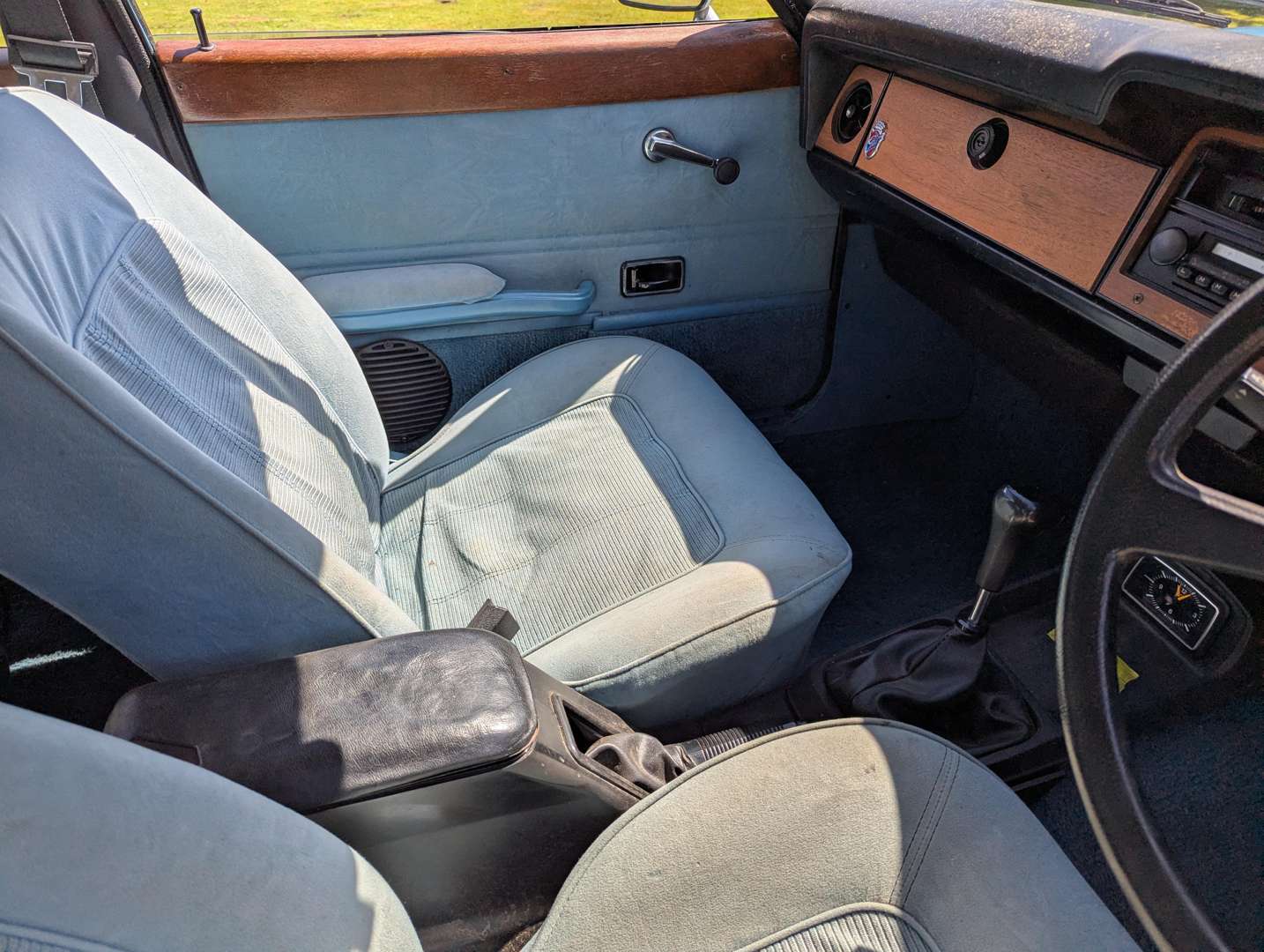 <p>1979 FORD CORTINA GHIA</p>