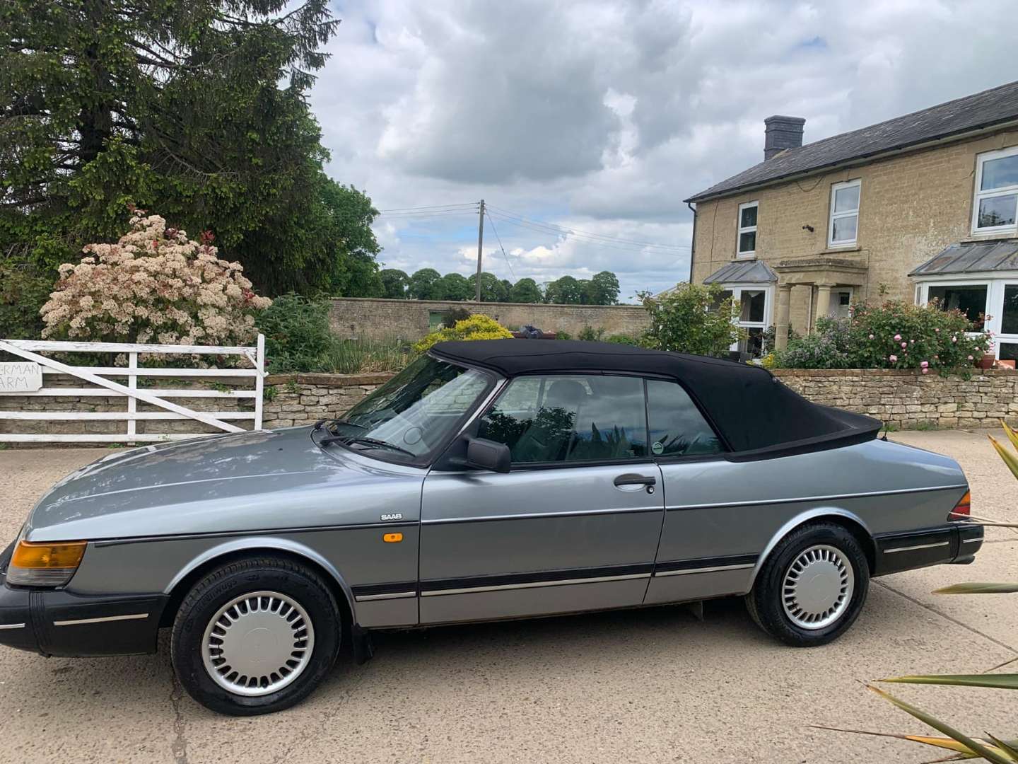 <p>1991 SAAB 900I 16V CONVERTIBLE</p>