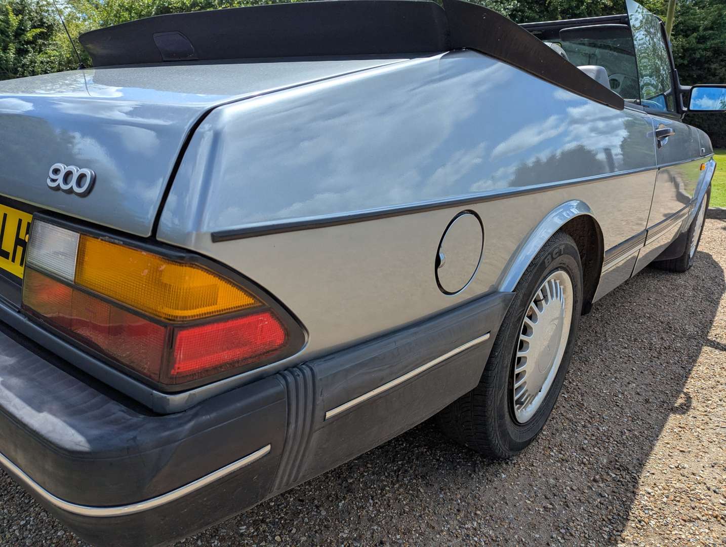 <p>1991 SAAB 900I 16V CONVERTIBLE</p>