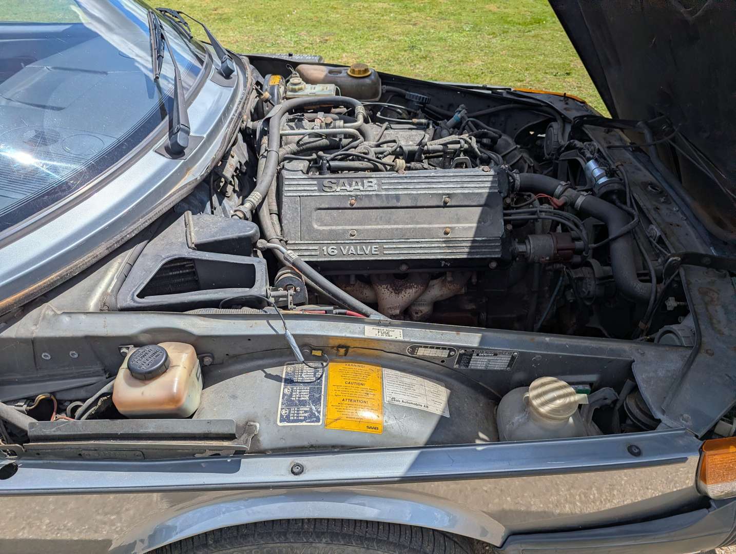 <p>1991 SAAB 900I 16V CONVERTIBLE</p>