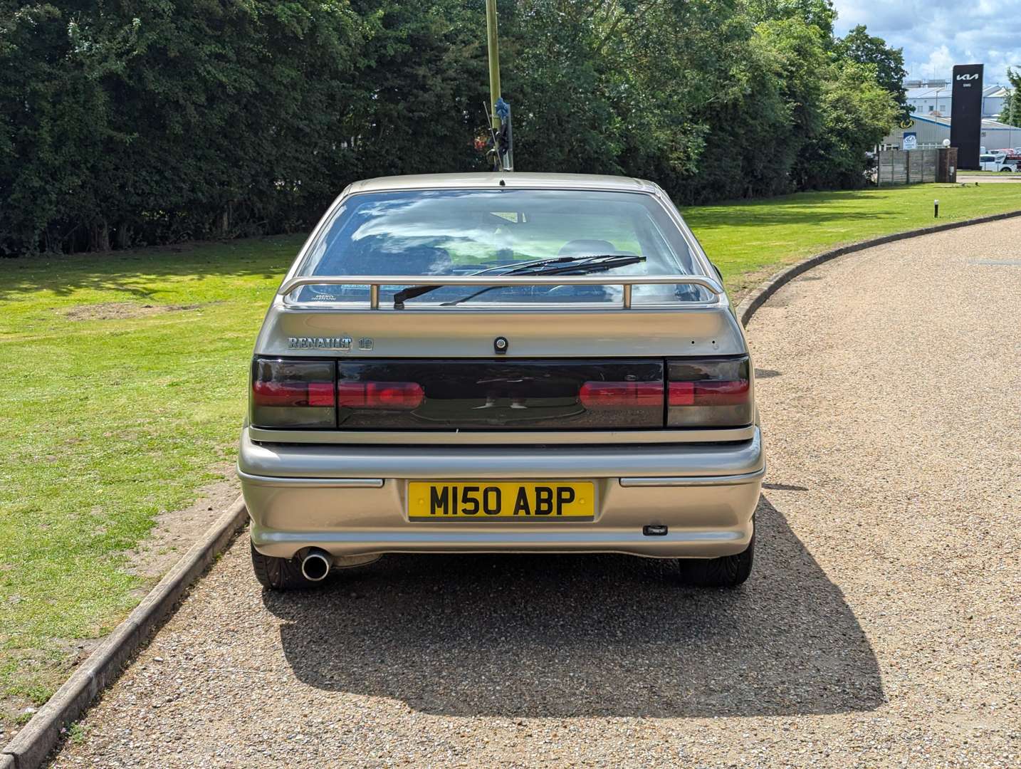 <p>1995 RENAULT 19 EXECUTIVE 16V</p>