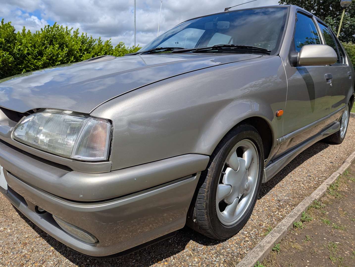 <p>1995 RENAULT 19 EXECUTIVE 16V</p>