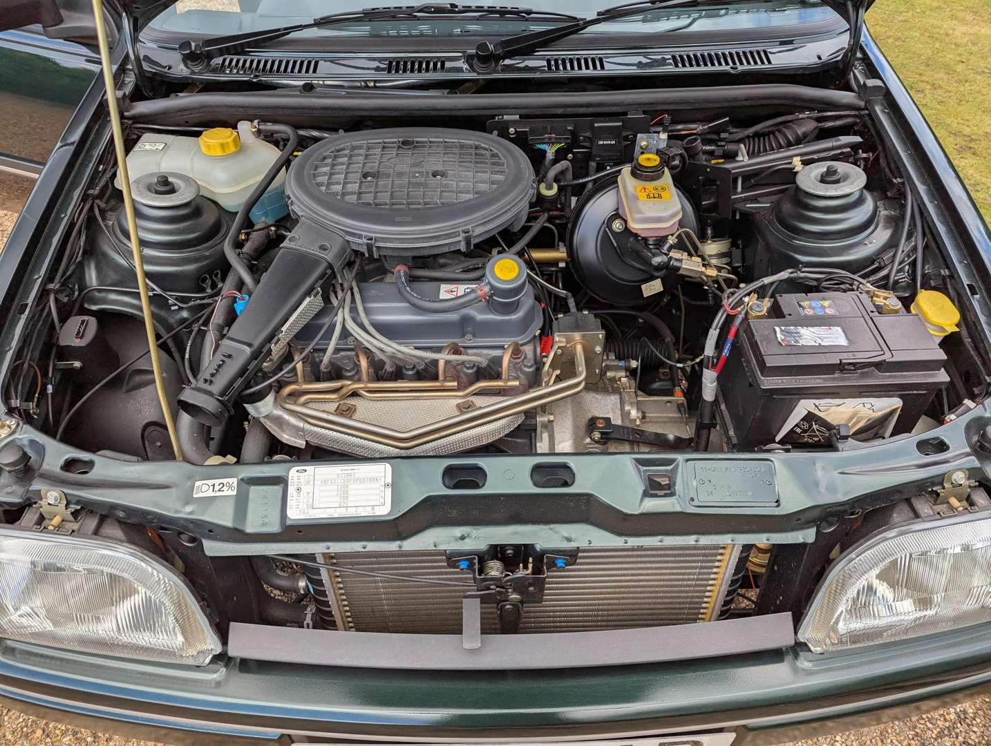 <p>1994 FORD FIESTA FINESSE 892 MILES</p>