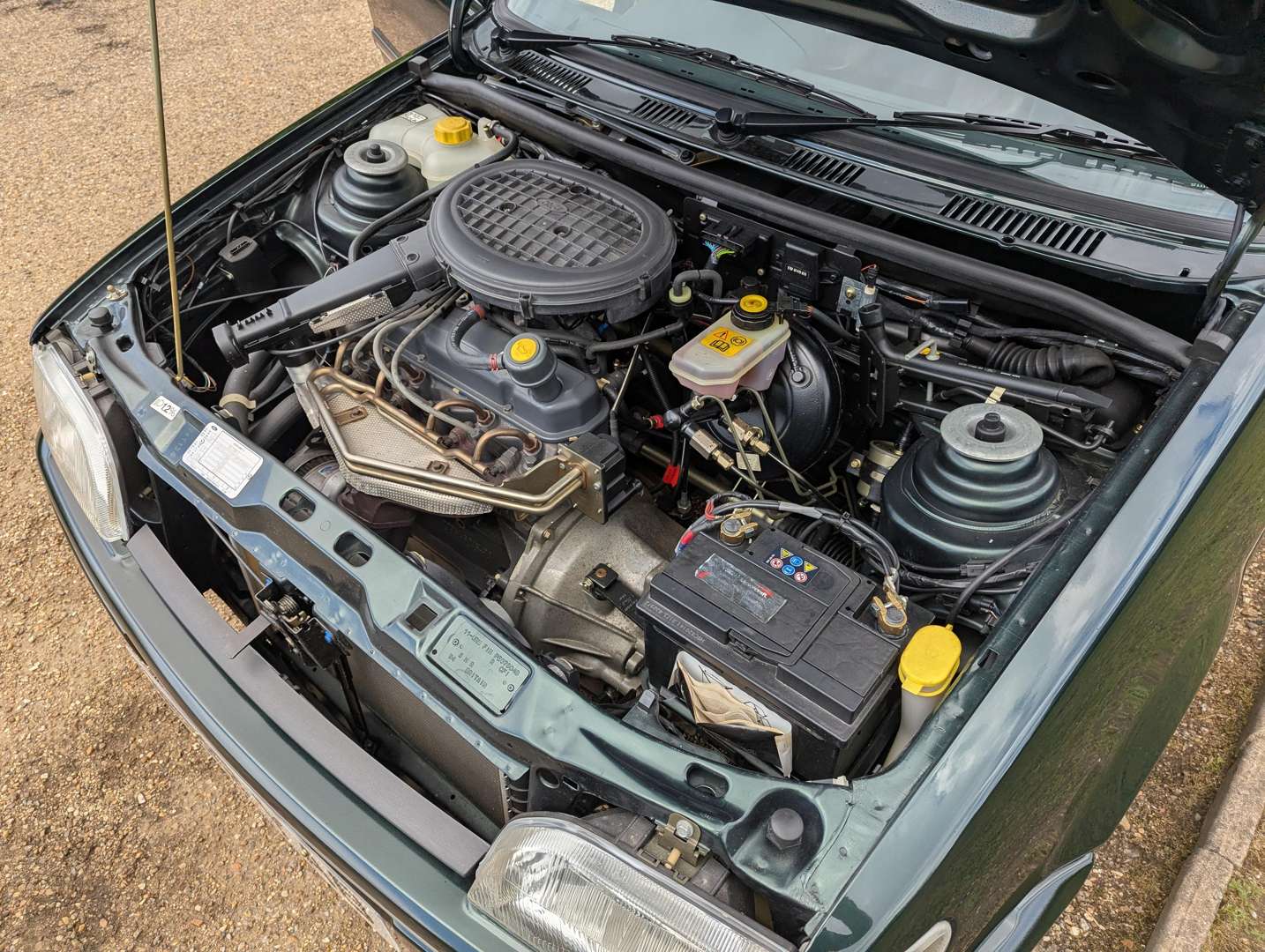 <p>1994 FORD FIESTA FINESSE 892 MILES</p>