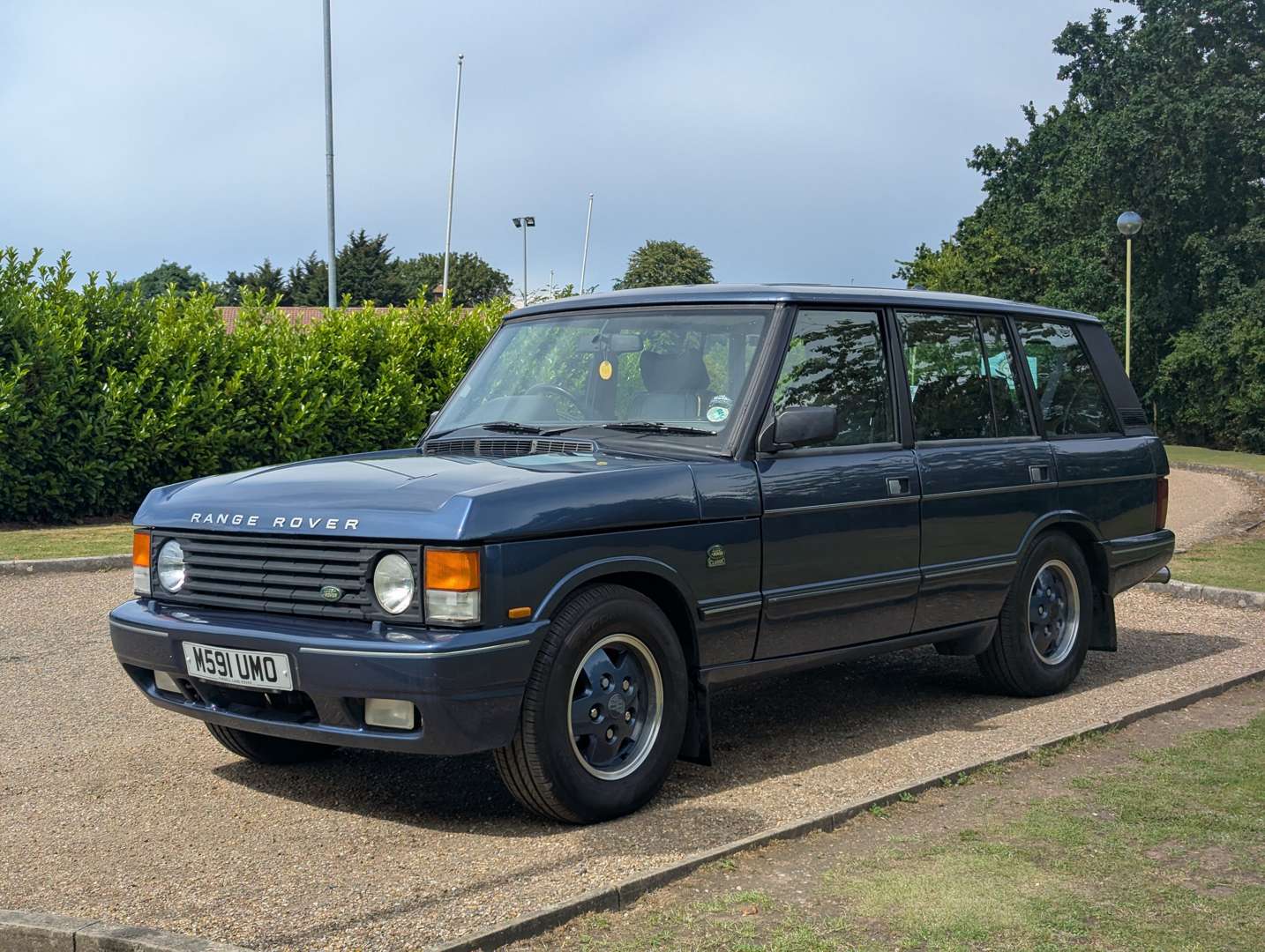 <p>1994 RANGE ROVER CLASSIC LSE</p>