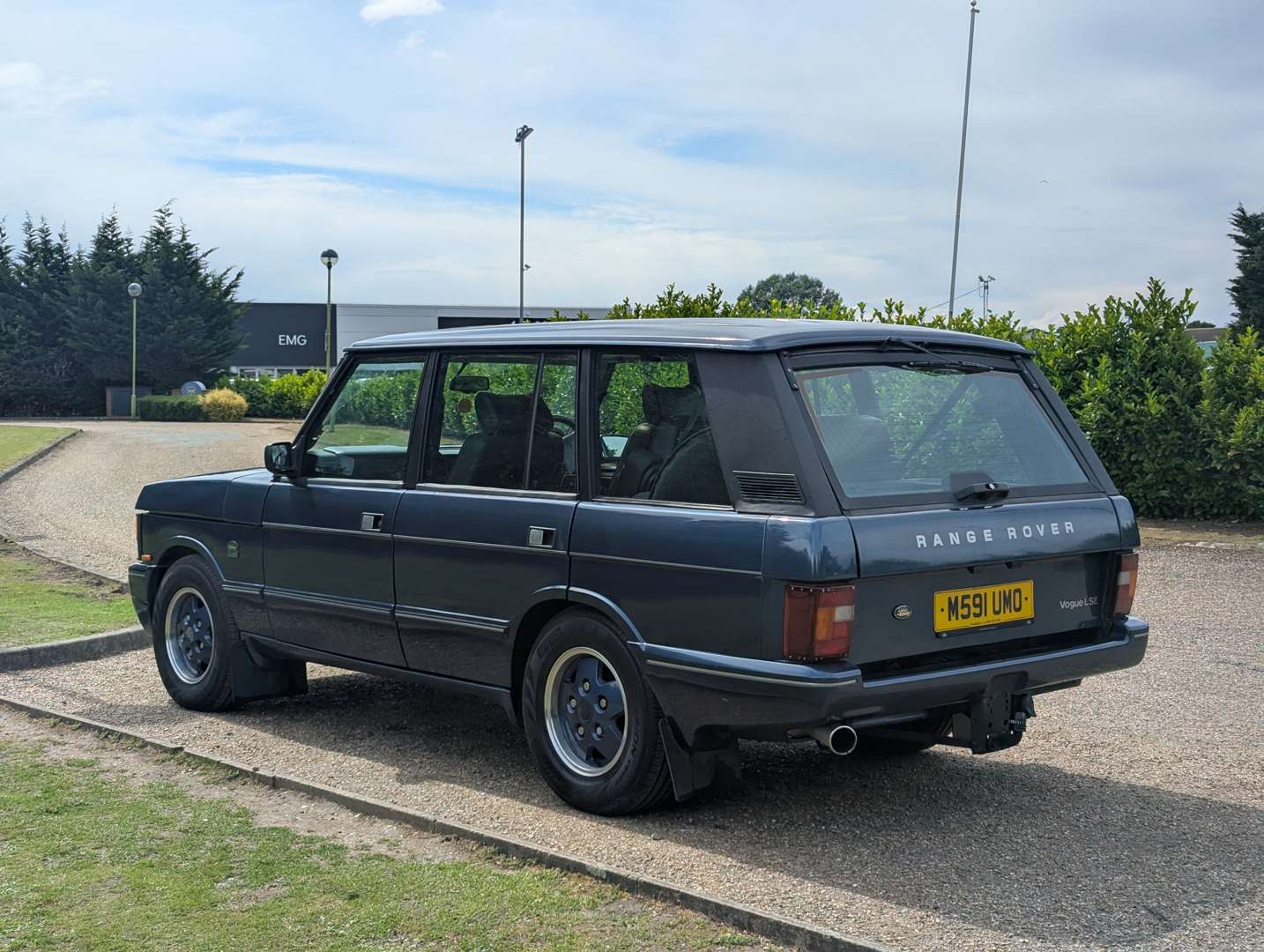 <p>1994 RANGE ROVER CLASSIC LSE</p>