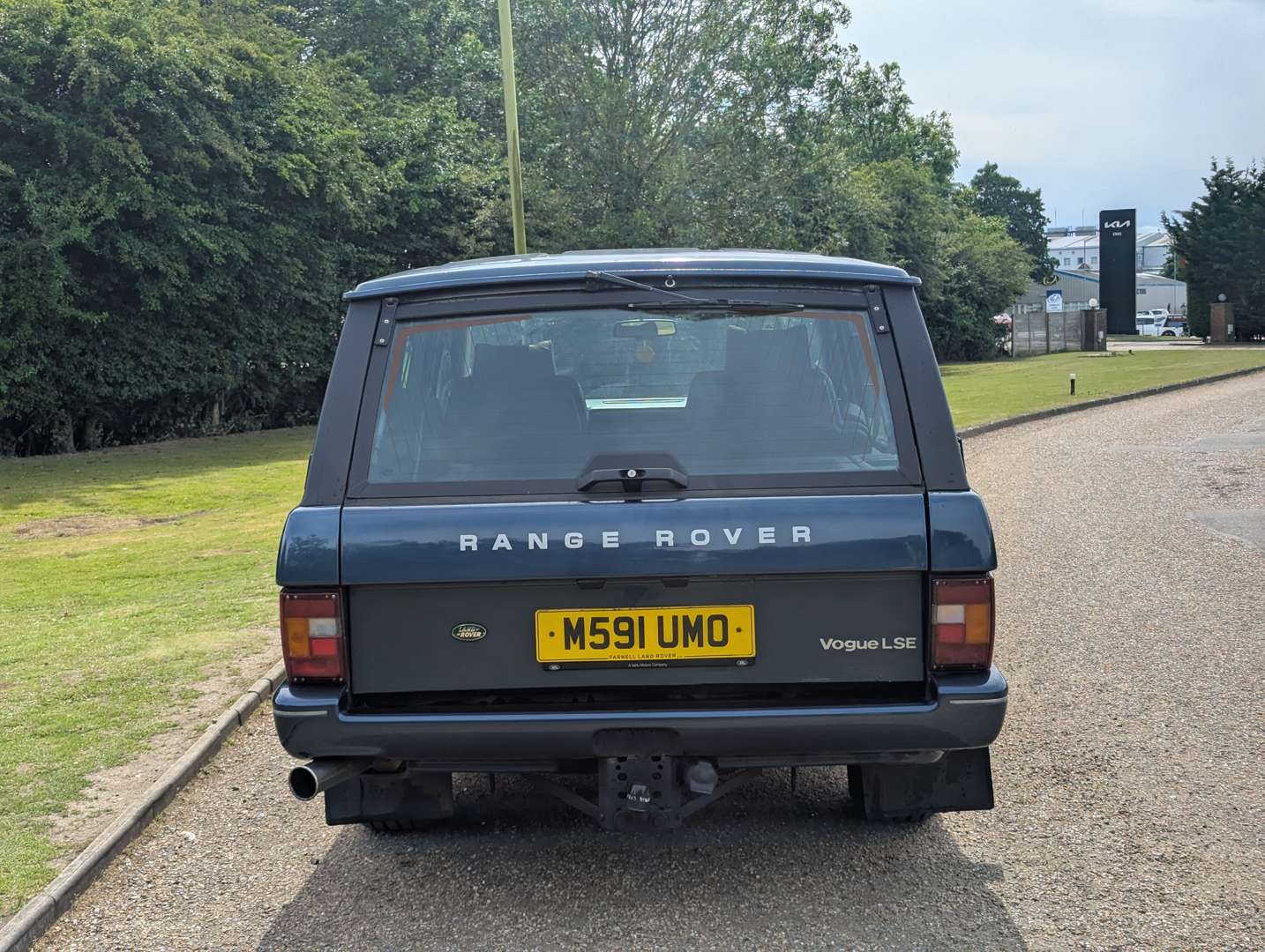 <p>1994 RANGE ROVER CLASSIC LSE</p>