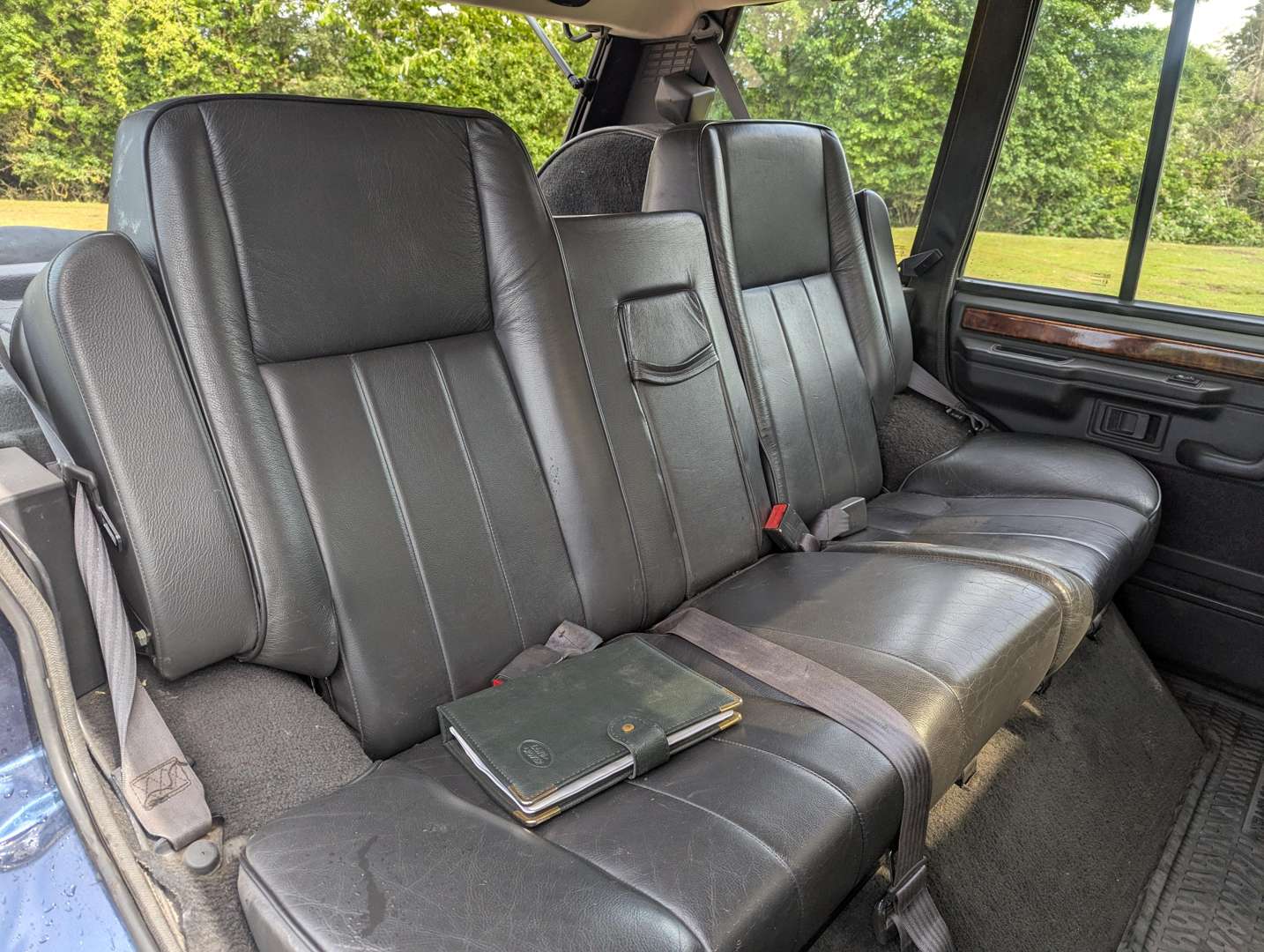 <p>1994 RANGE ROVER CLASSIC LSE</p>