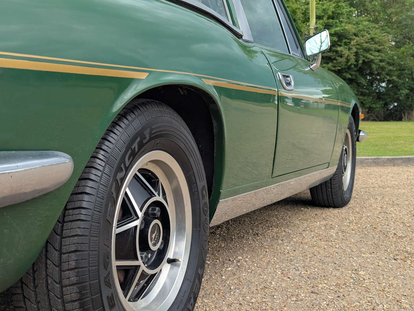 <p>1976 TRIUMPH STAG AUTO</p>