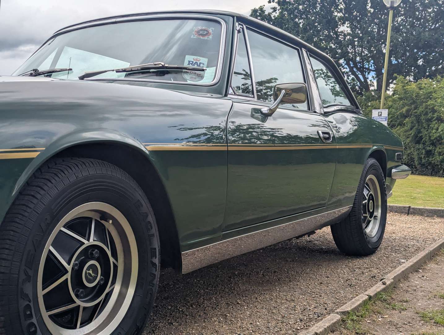 <p>1976 TRIUMPH STAG AUTO</p>