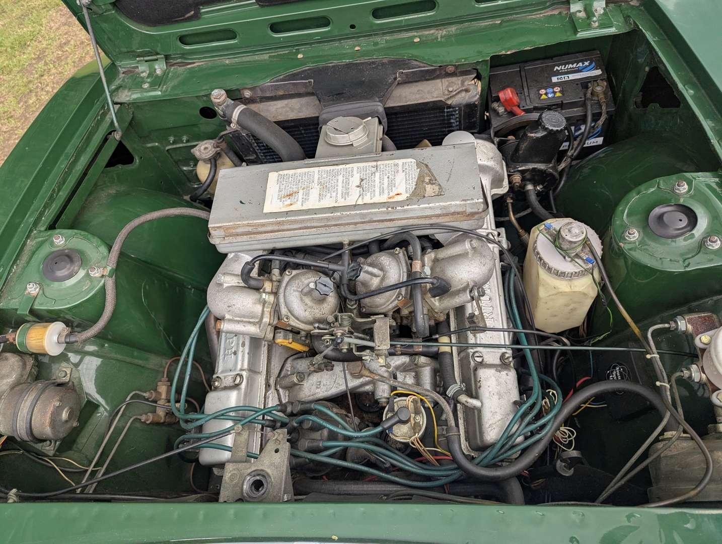 <p>1976 TRIUMPH STAG AUTO</p>