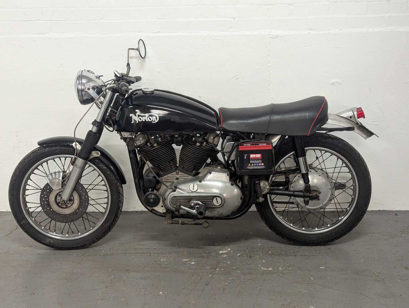 <p>1960 NORTON MODEL 50</p>