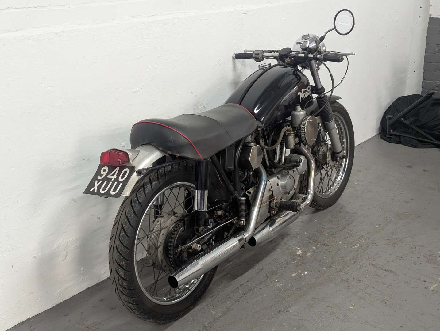 <p>1960 NORTON MODEL 50</p>