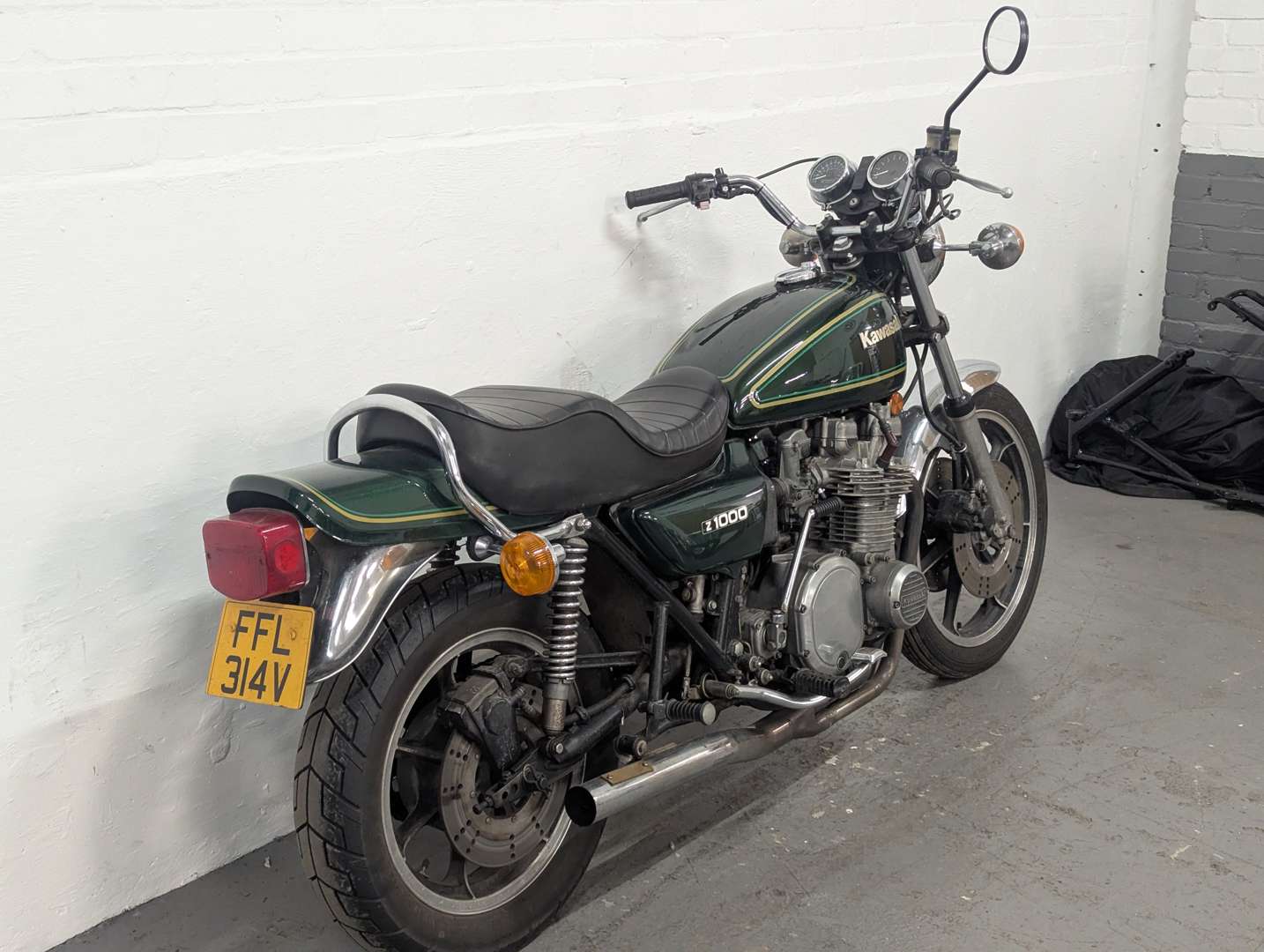 <p>1979 KAWASAKI Z1000</p>