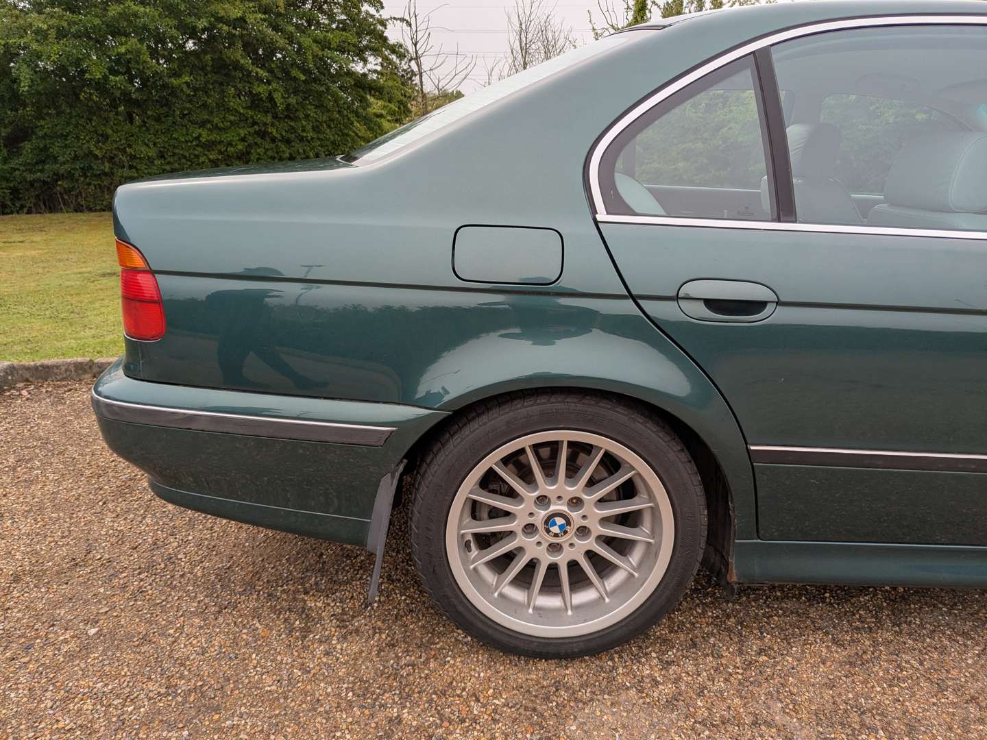 <p>199 BMW 535I E39 AUTO</p>