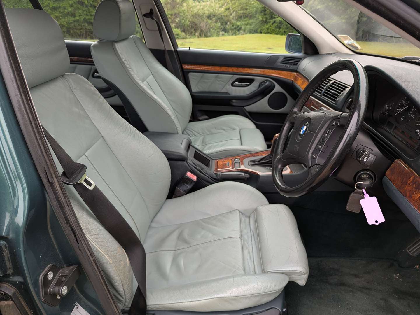 <p>199 BMW 535I E39 AUTO</p>
