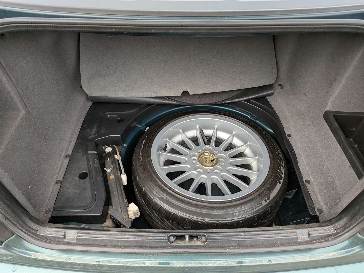 <p>199 BMW 535I E39 AUTO</p>