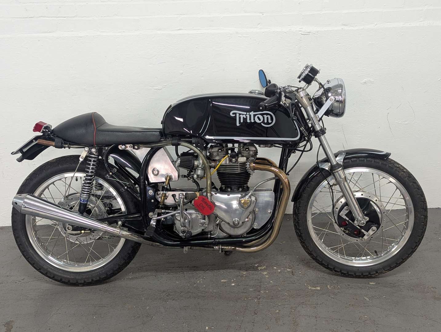 <p>1970 TRITON 650</p>