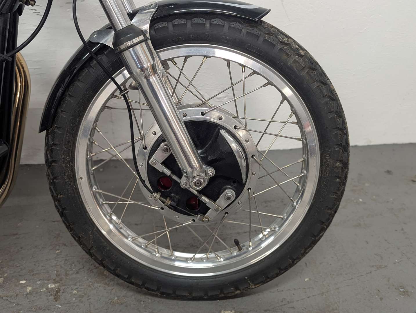 <p>1970 TRITON 650</p>