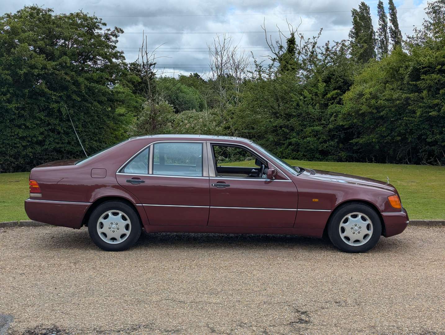 <p>1992 MERCEDES 600 SEL AUTO</p>