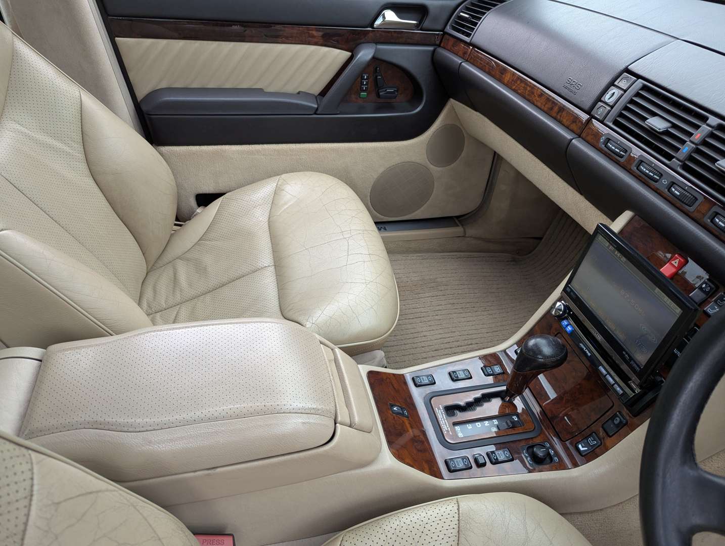 <p>1992 MERCEDES 600 SEL AUTO</p>