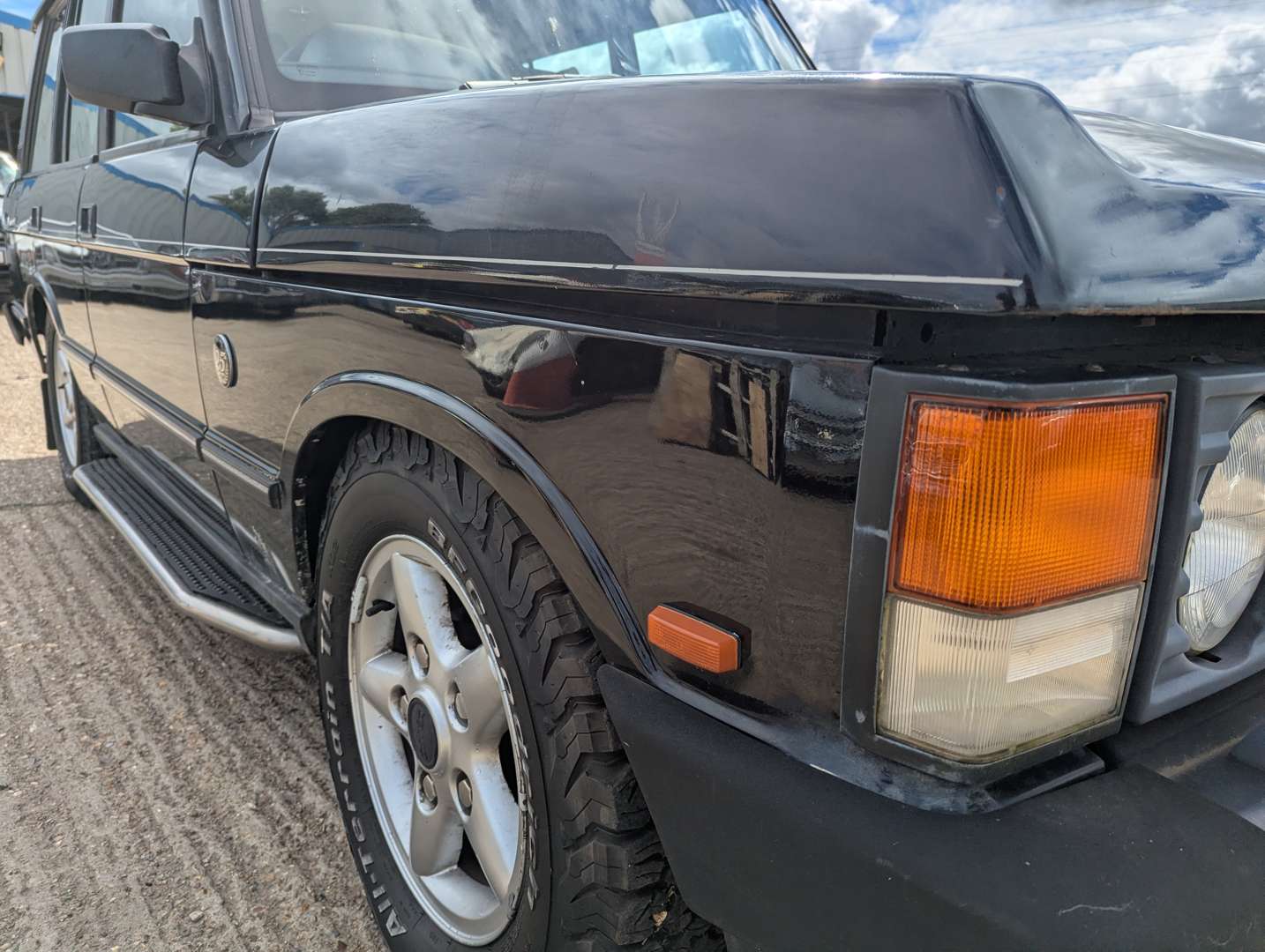<p>1995 RANGE ROVER VOGUE SE AUTO</p>