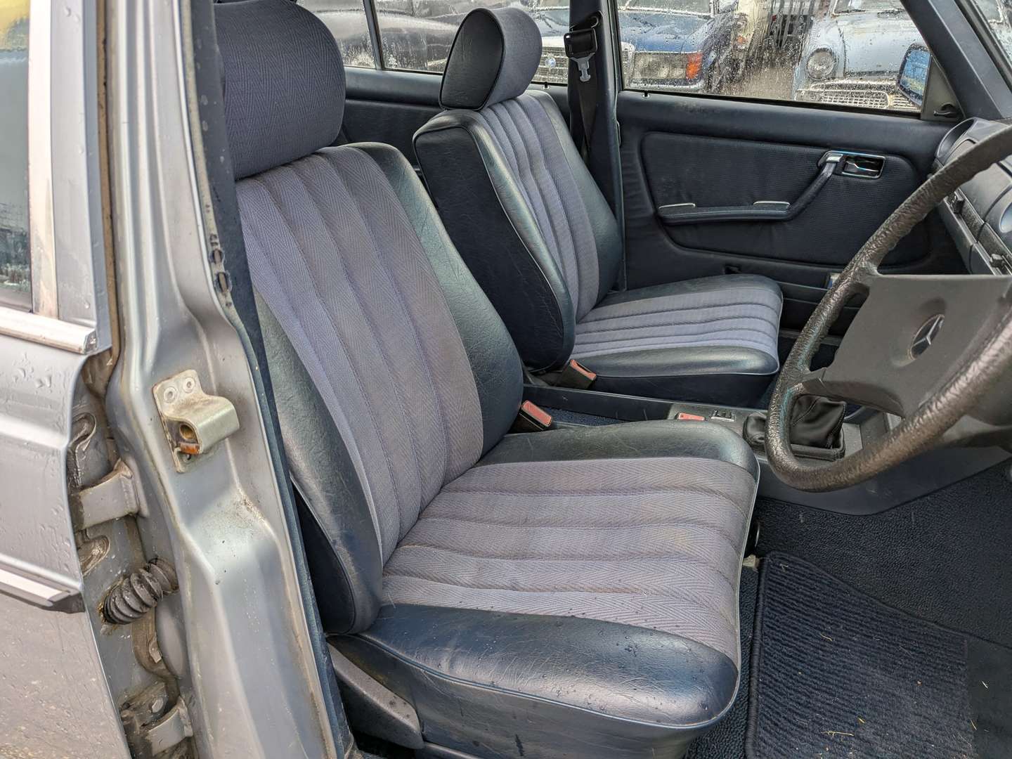 <p>1981 MERCEDES 230E</p>
