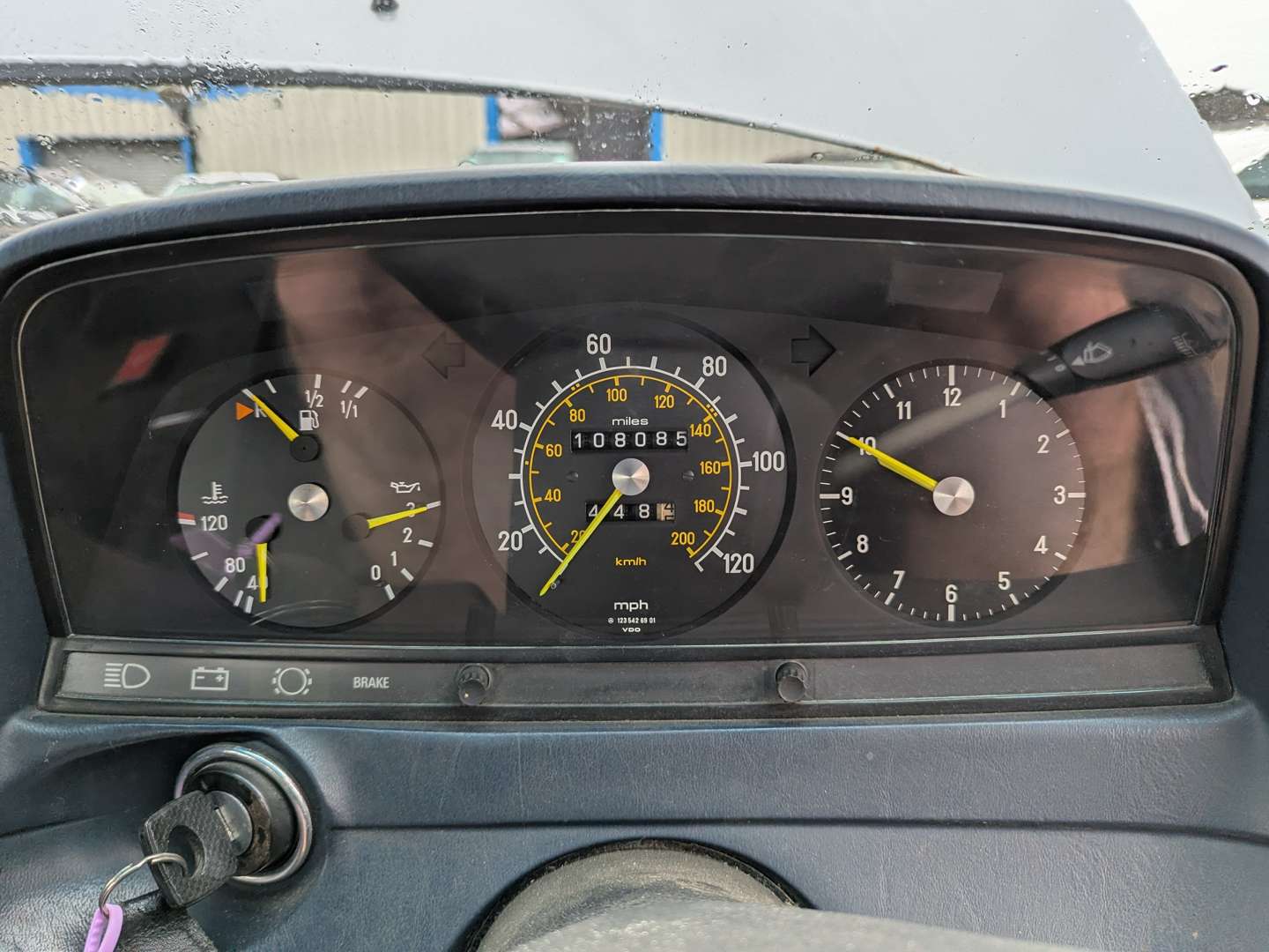 <p>1981 MERCEDES 230E</p>