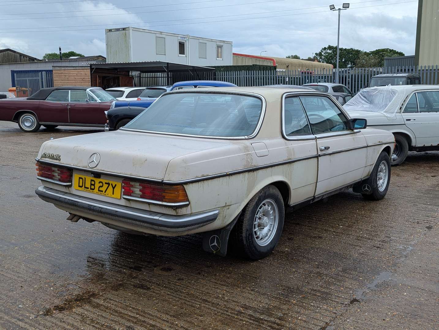 <p>1982 MERCEDES 280CE</p>