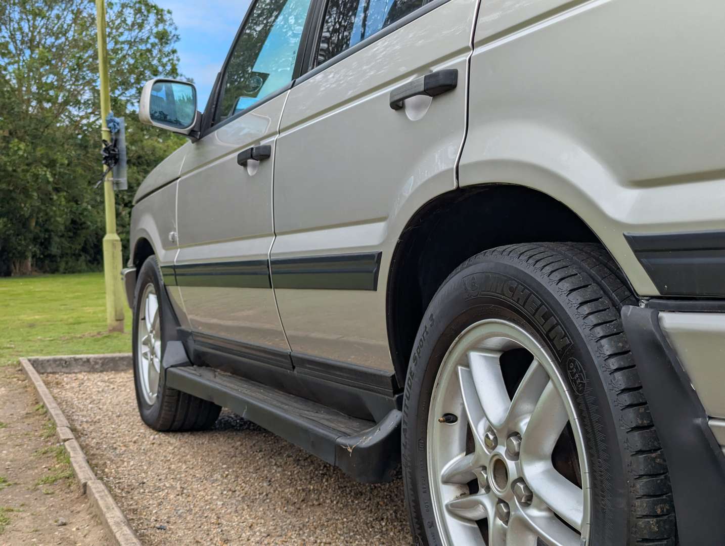 <p>2001 RANGE ROVER P38 2.5L DHSE AUTO</p>