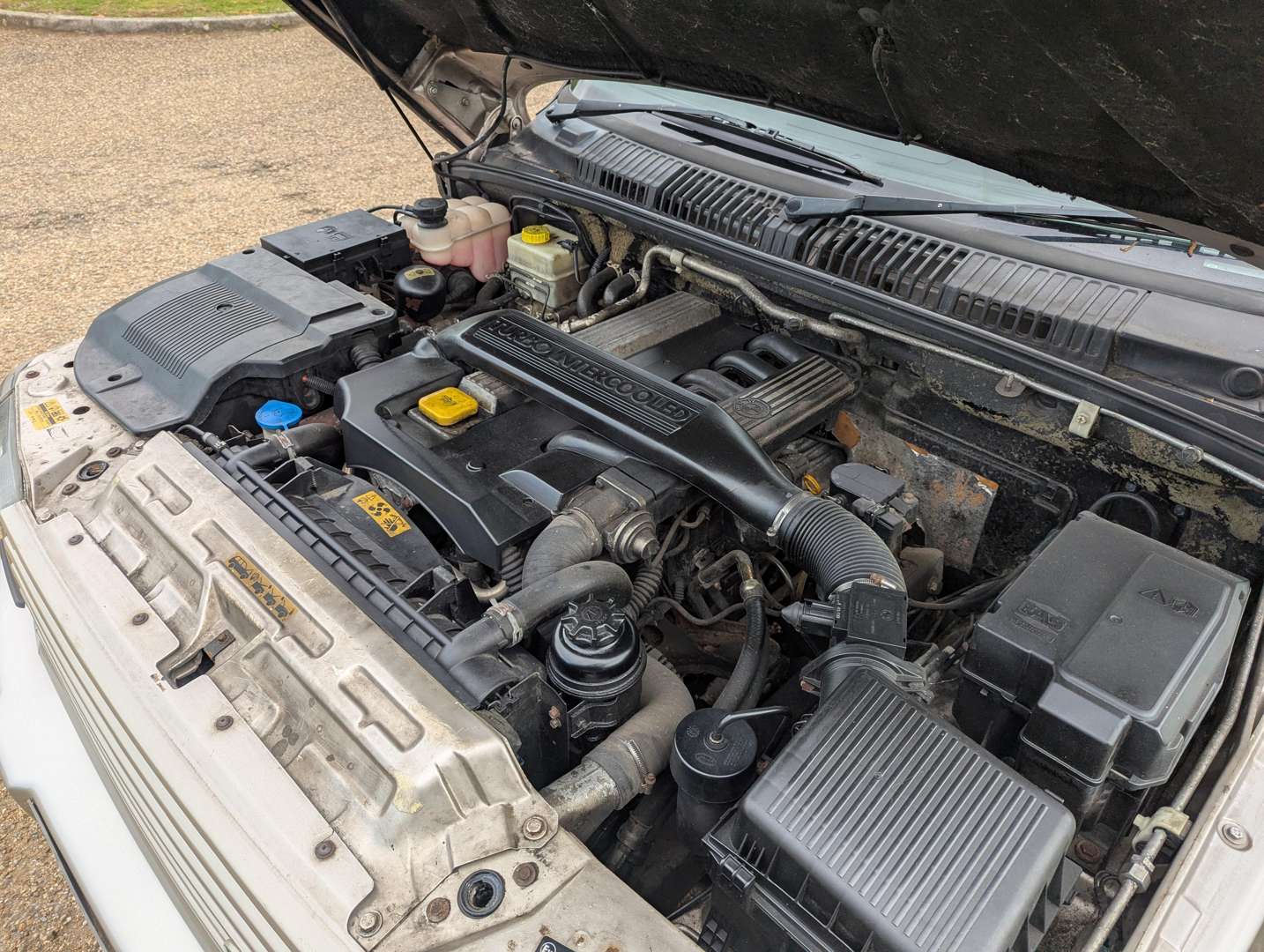 <p>2001 RANGE ROVER P38 2.5L DHSE AUTO</p>