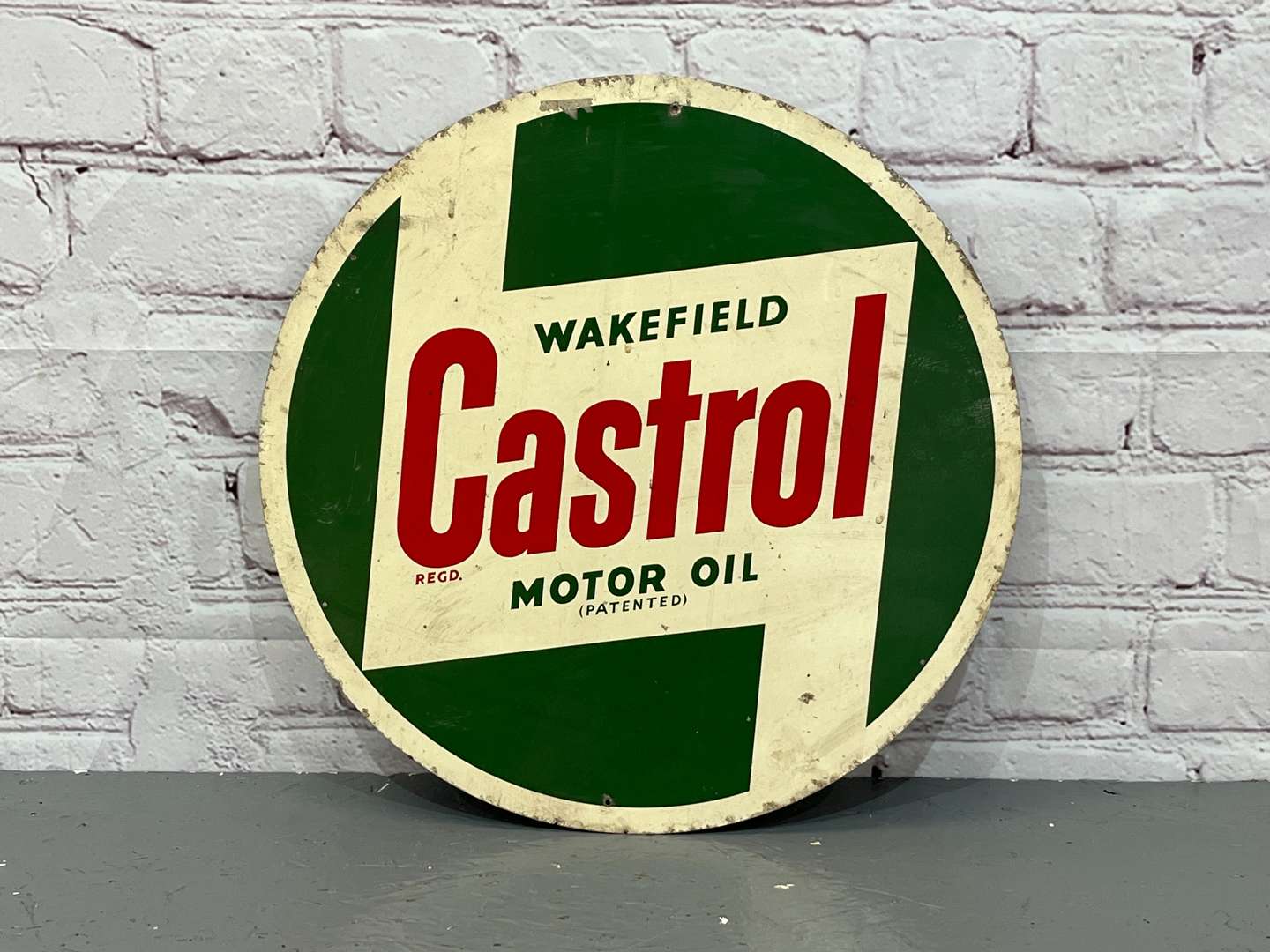 <p>Castrol Wakefield Motor Oil Aluminium Circular Sign</p>