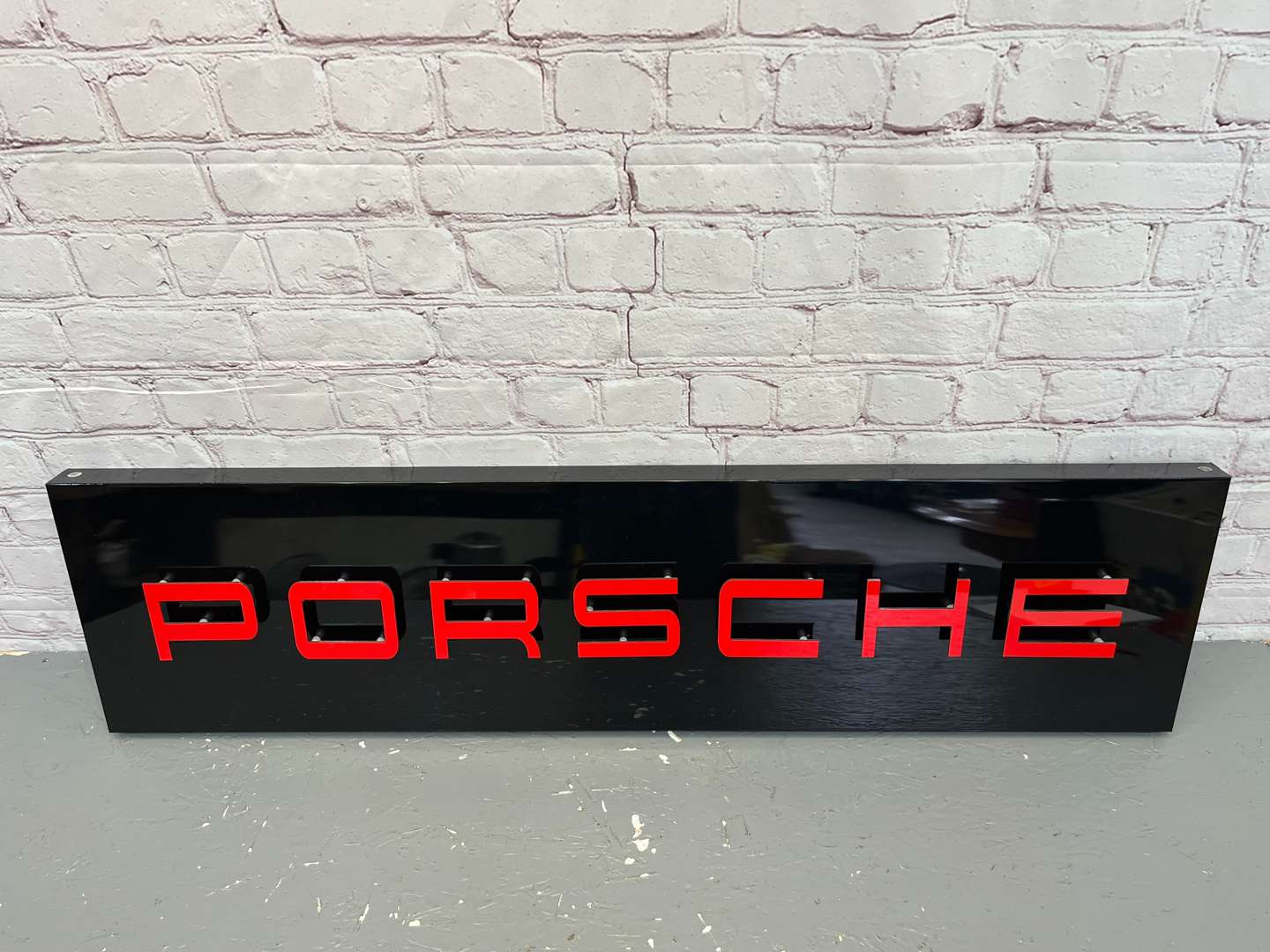 <p>Porsche Dealership Metal Sign</p>