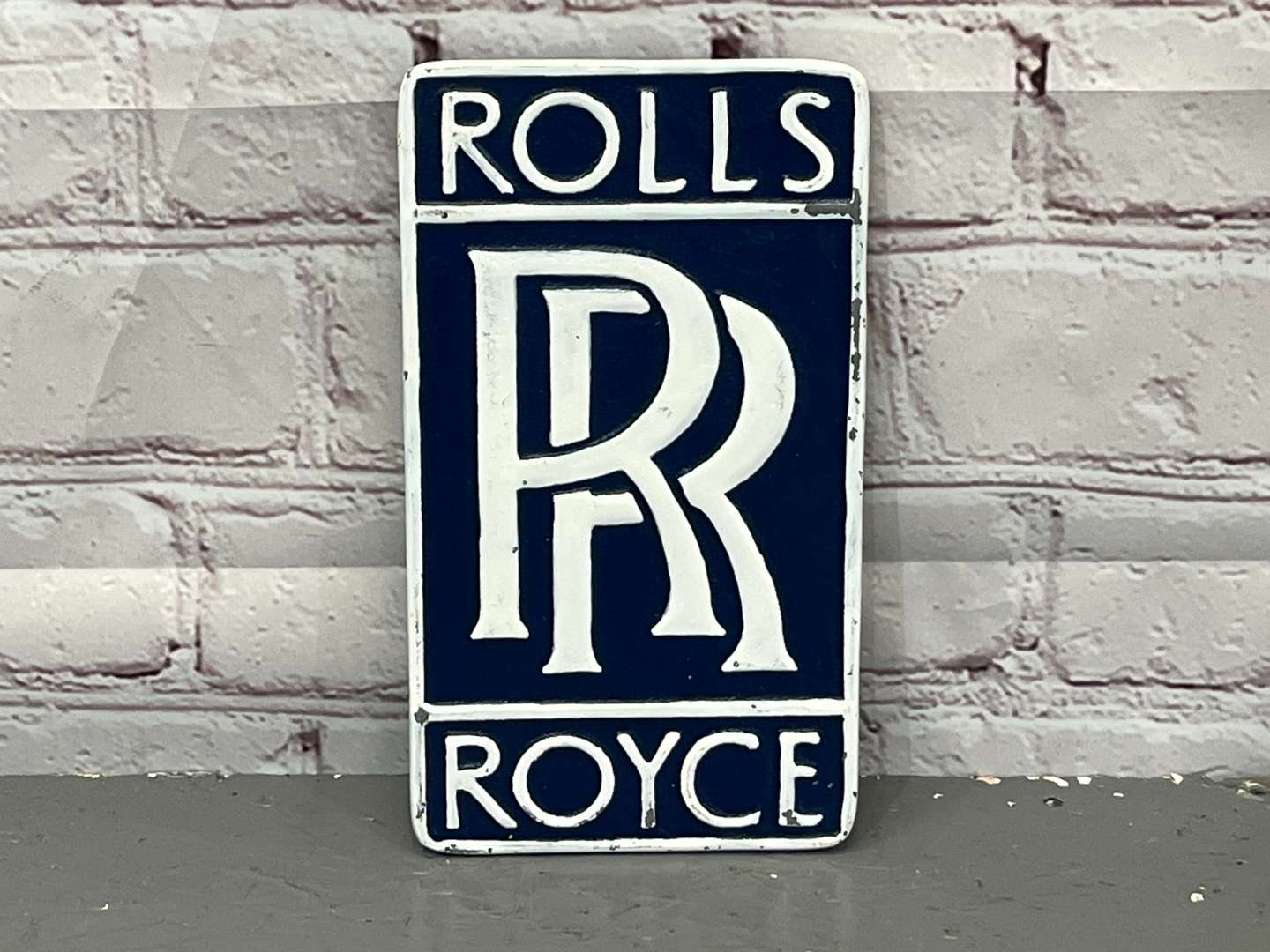 <p>Rolls Royce Cast Aluminium Sign</p>