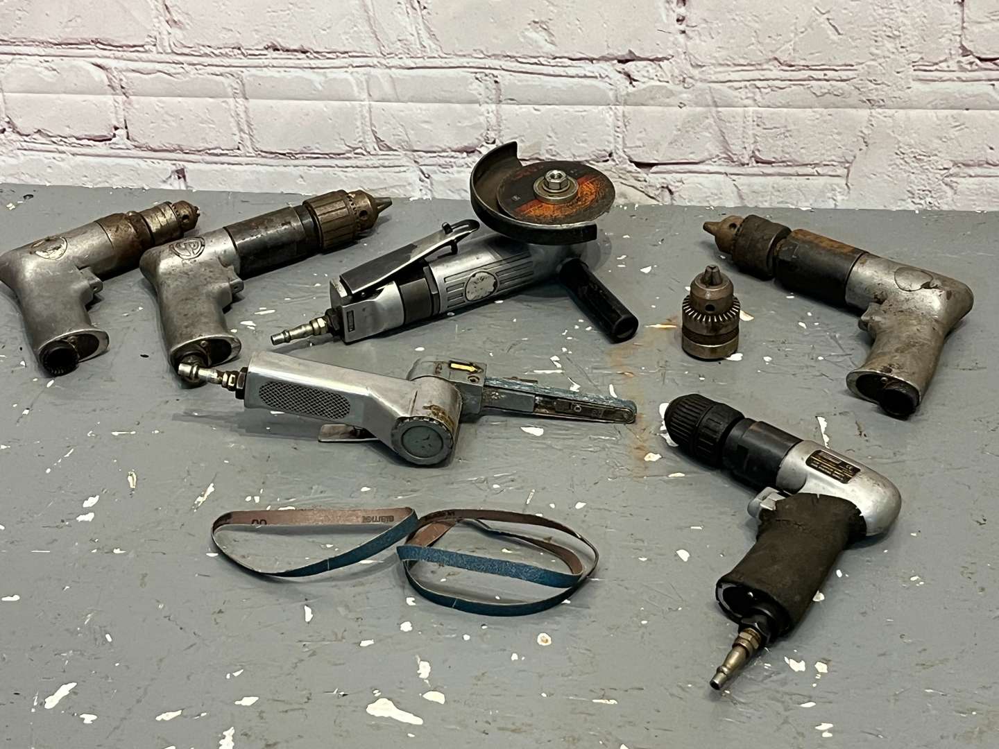 <p>Mixed Lot of Air Tools</p>