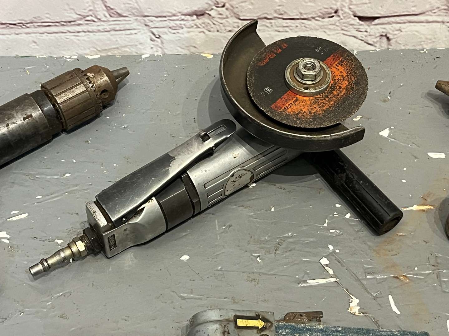 <p>Mixed Lot of Air Tools</p>