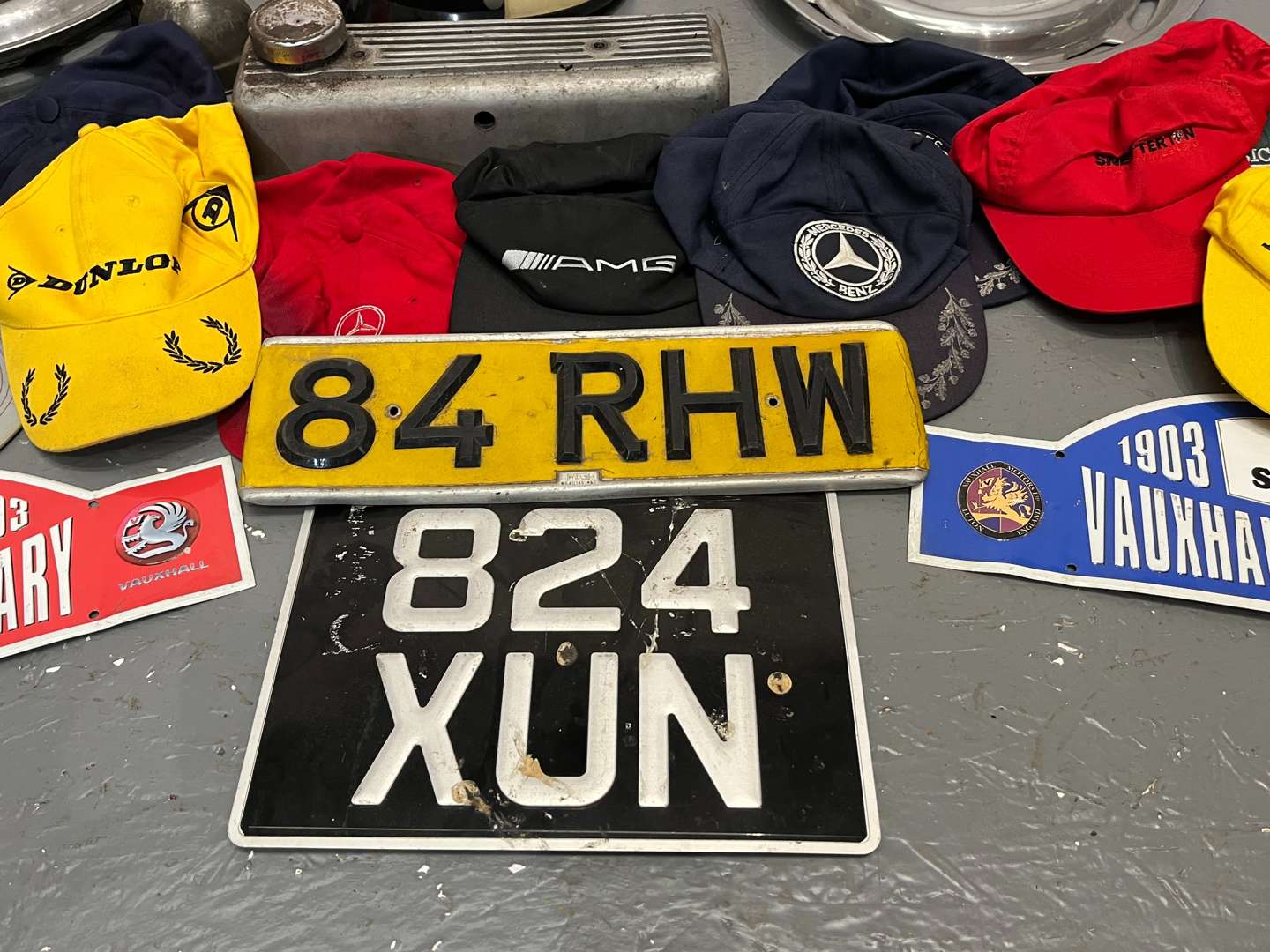<p>Mixed Lot Rally Plaques, Mercedes Caps Etc</p>