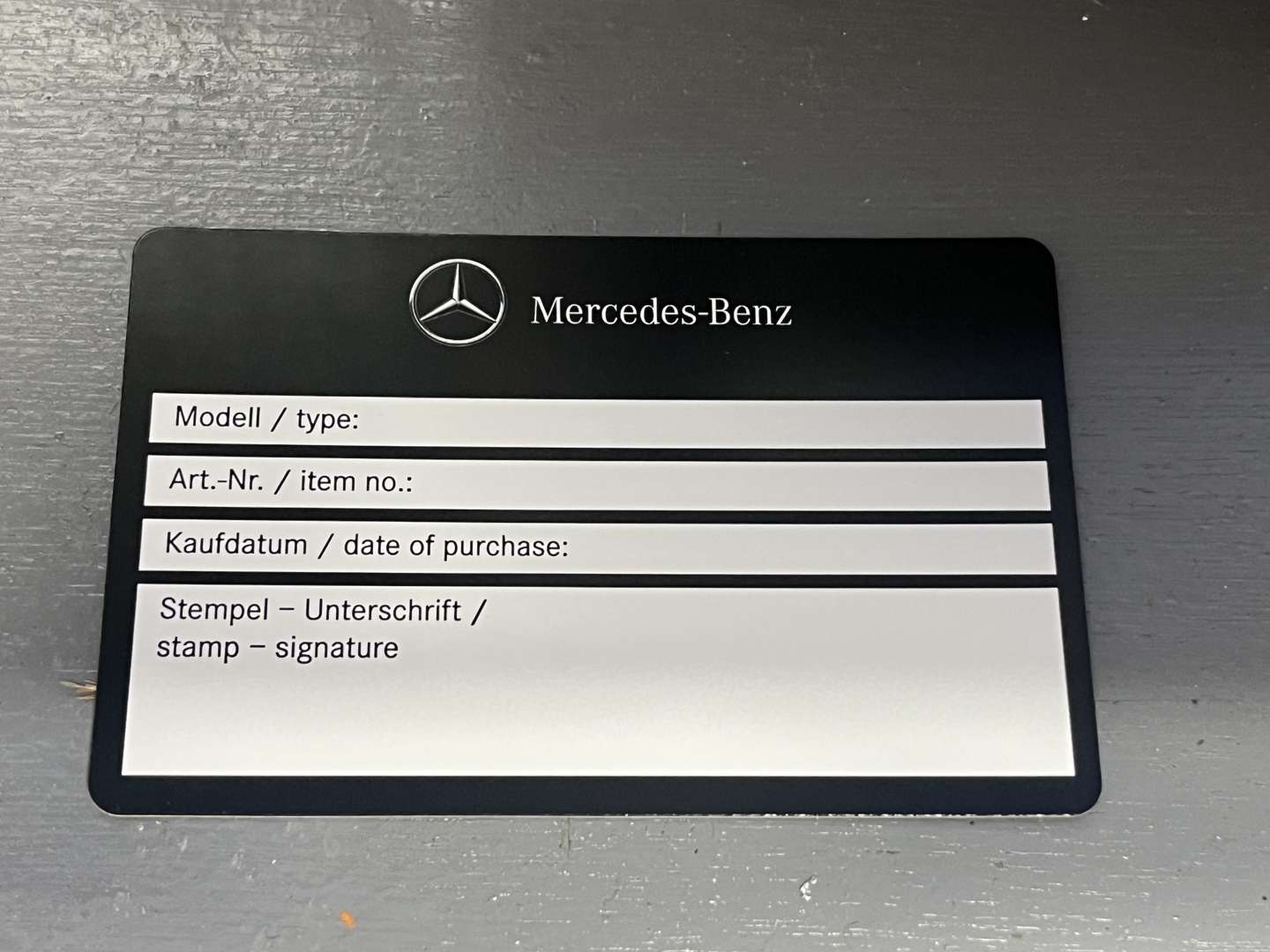 <p>Mercedes Aluminium Genuine Dealership Wall Clock</p>