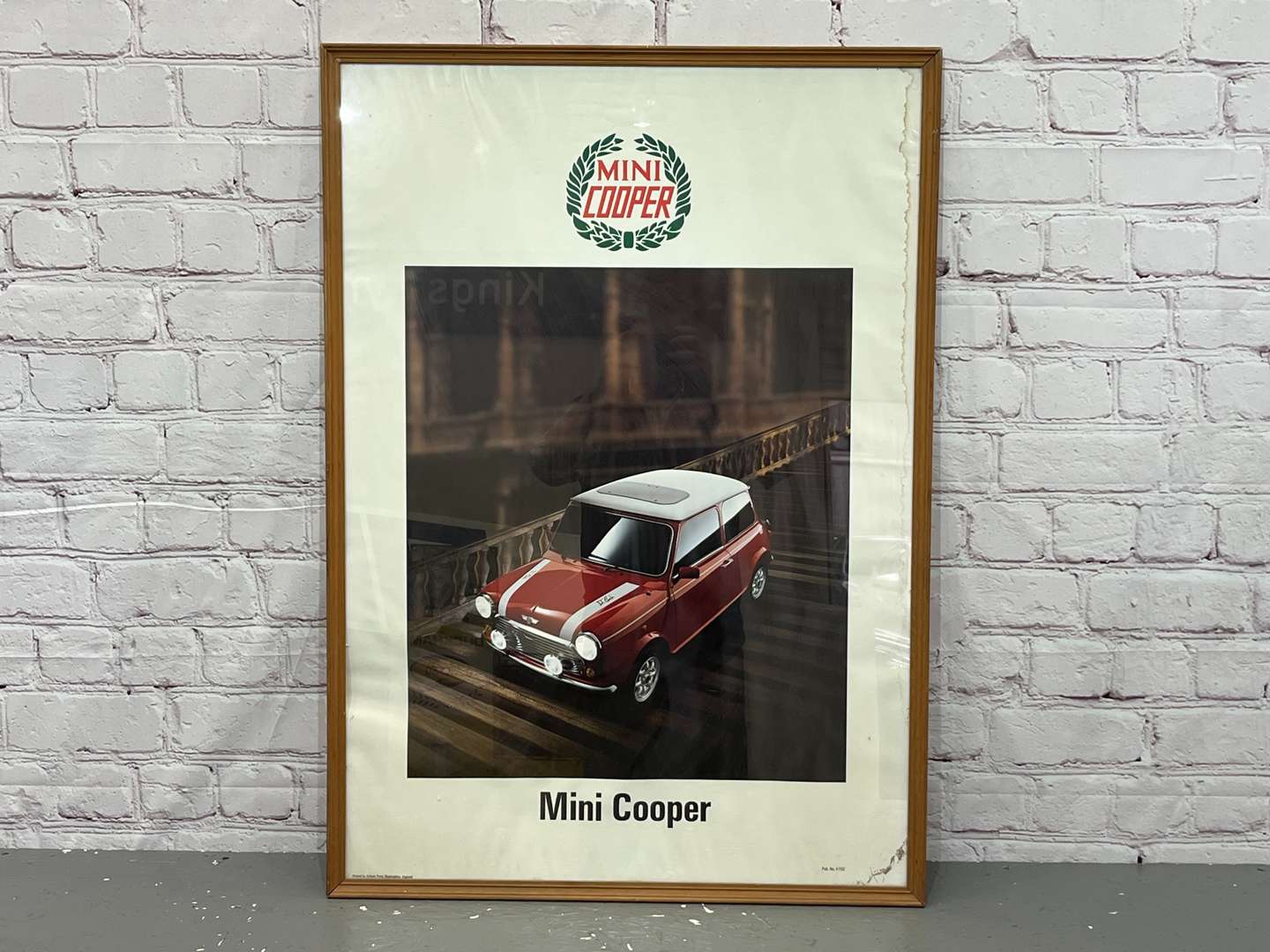 <p>Mini Cooper Framed Poster</p>