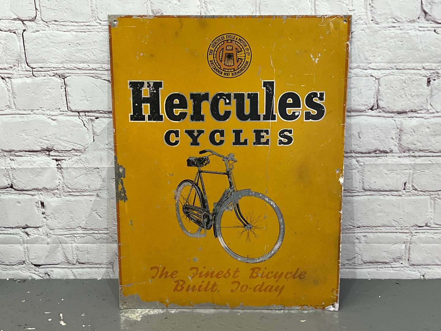 <p>Hercules Cycles Aluminium Sign</p>