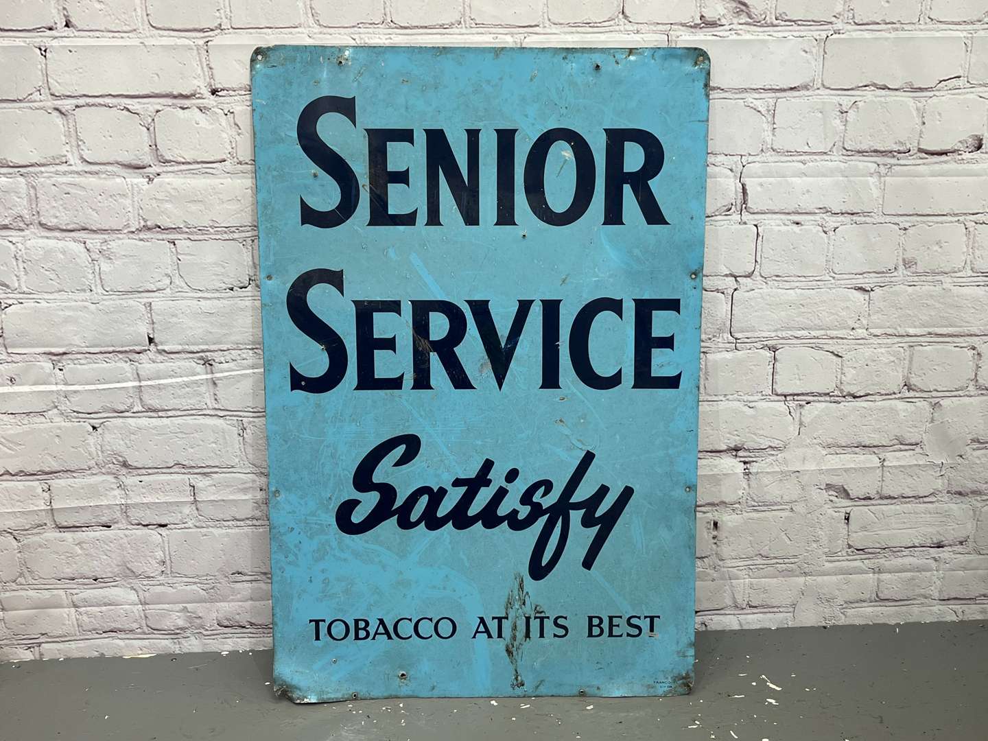 <p>Senior Service Tobacco Aluminium Sign</p>