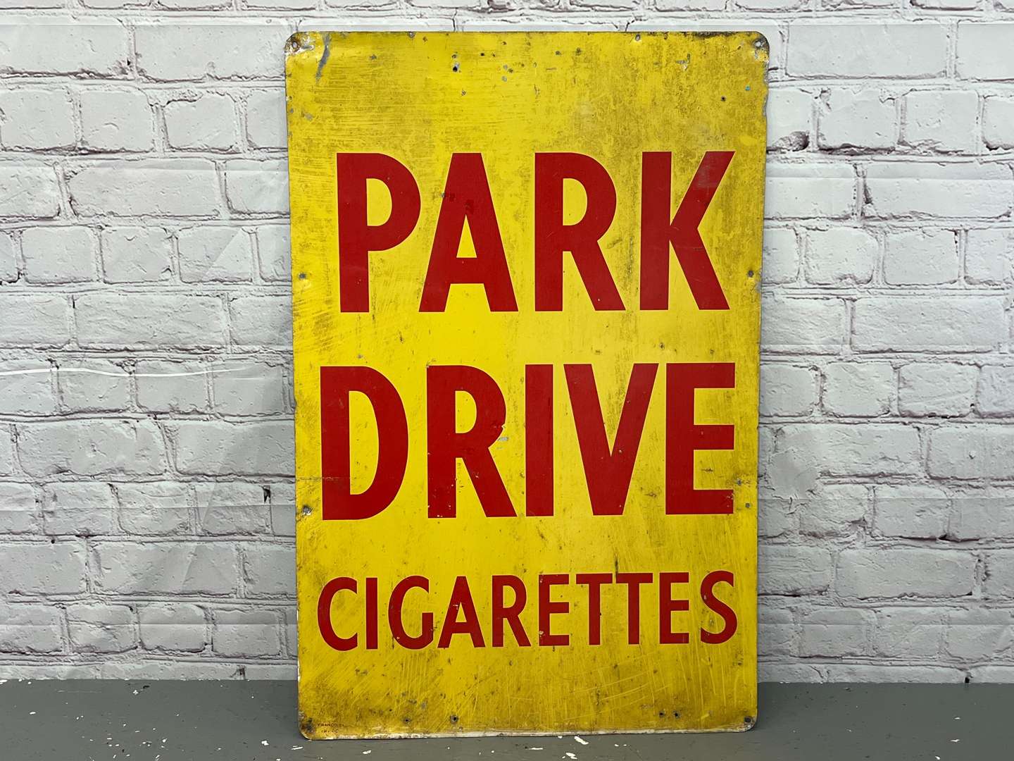 <p>Park Drive Cigarettes Aluminium Sign</p>
