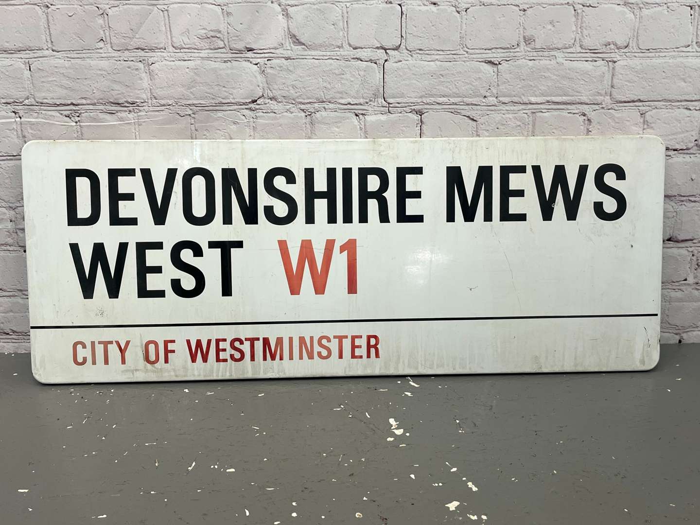 <p>Devonshire Mews City Of Westminster Enamel Street Sign</p>