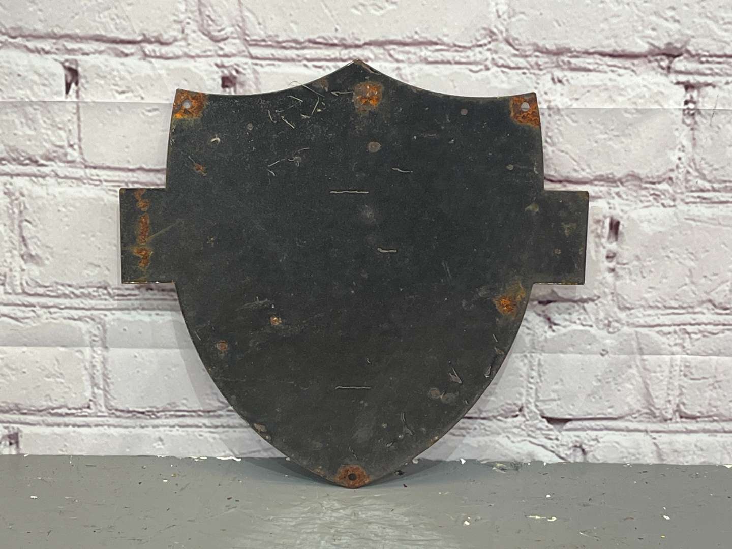 <p>Phillips Service Station Shield Mall Enamel Sign</p>