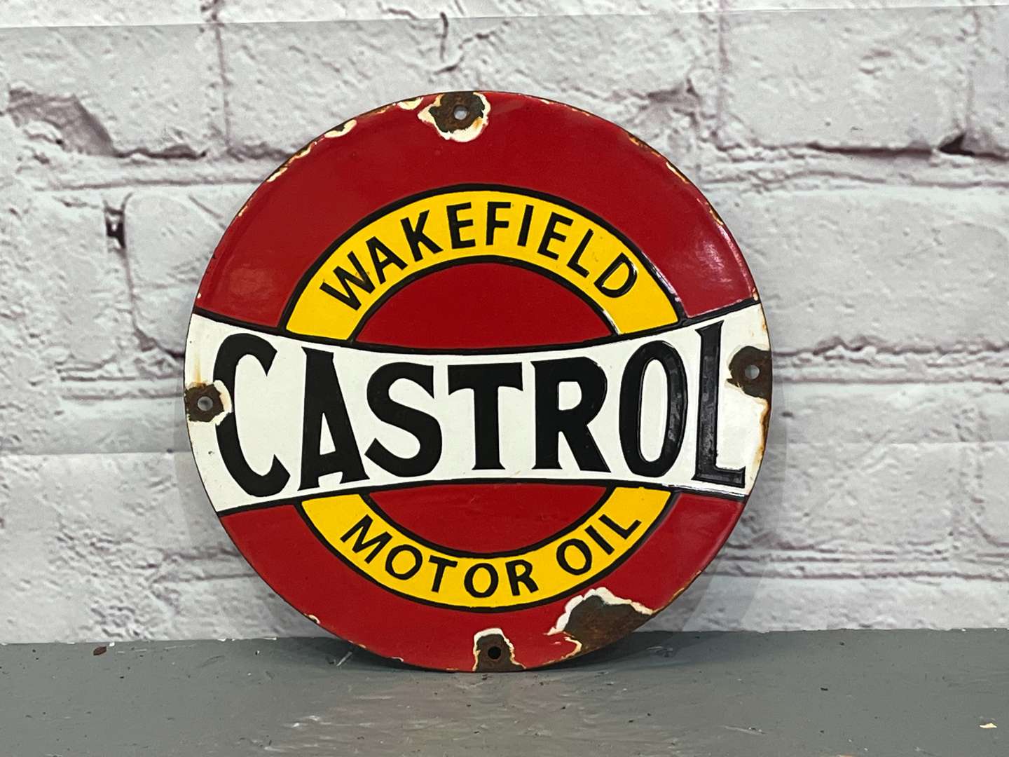 <p>Castrol Wakefield Small Enamel Sign</p>