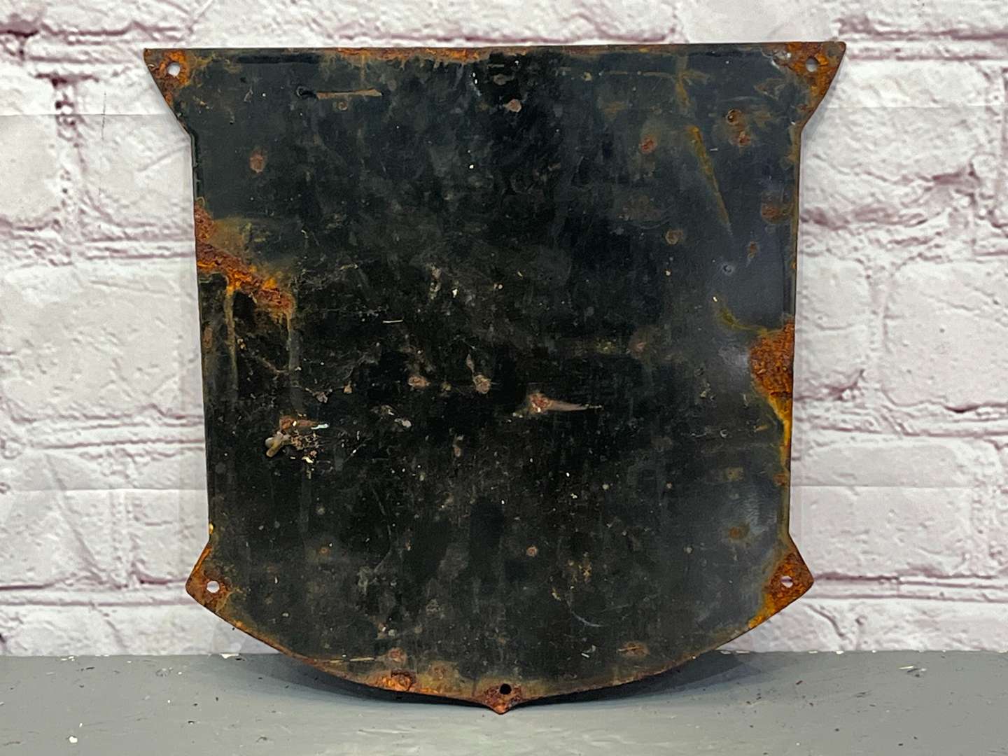 <p>Ask Here For Mobiloil Enamel Sign</p>