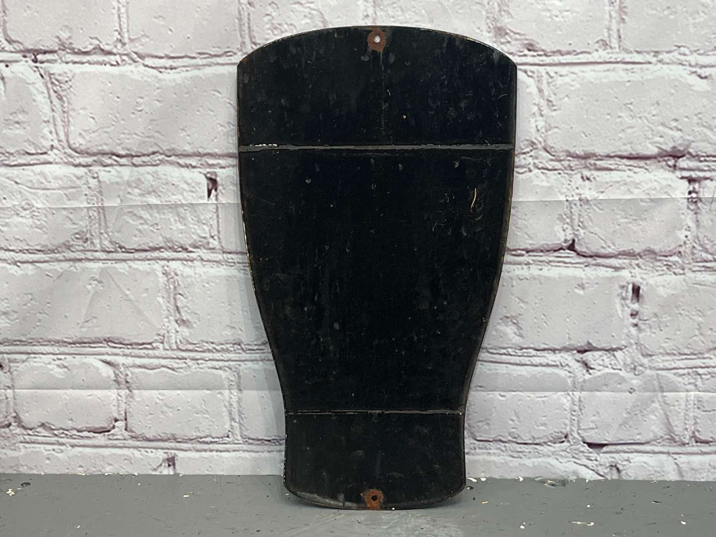 <p>Guinness Pint Enamel Sign</p>