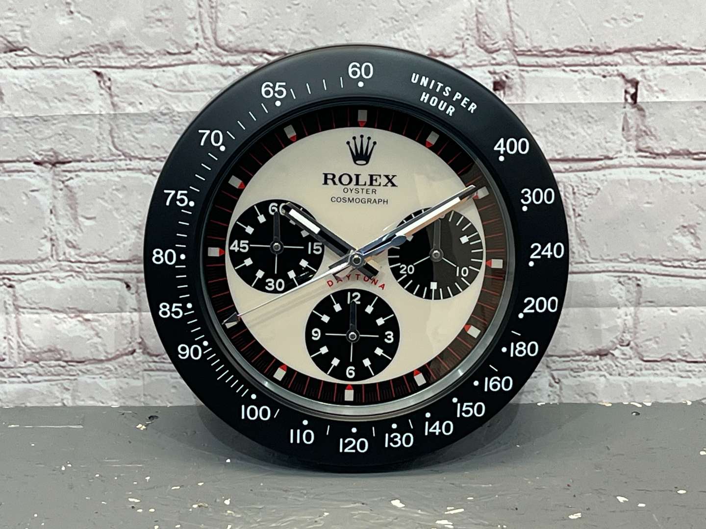 <p>Rolex Daytona Modern Metal Wall Clock</p>