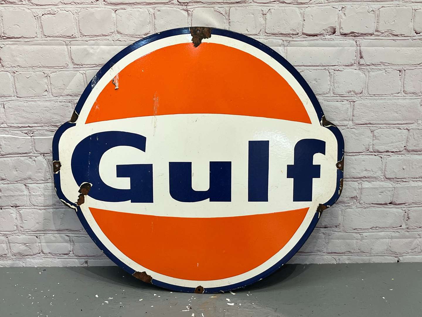 <p>Large Gulf Enamel Emblem Sign</p>